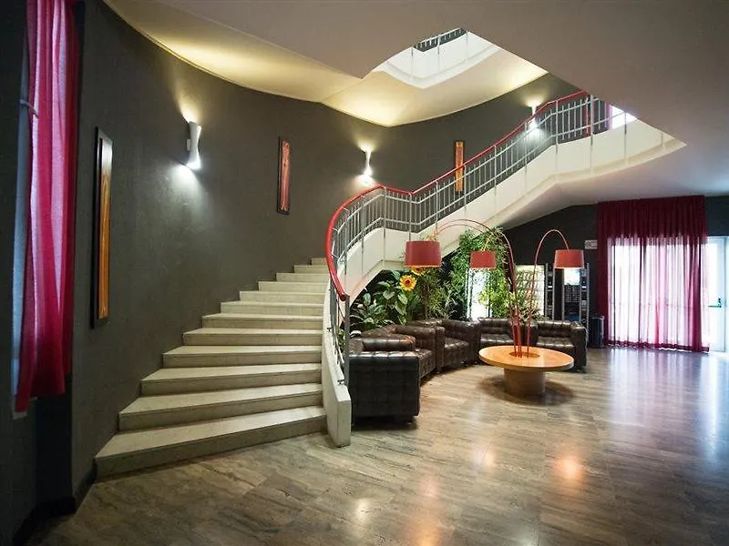 Residenza Cenisio Aparthotel Milano 2*,