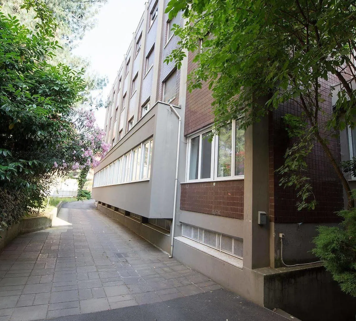 Residenza Cenisio Aparthotel Milan