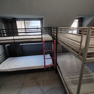 Hostel Lion & Youth