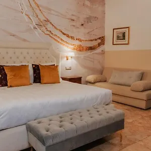 Le Clarisse Pantheon 3* Рим