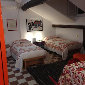 Olona Place 2 Apartment