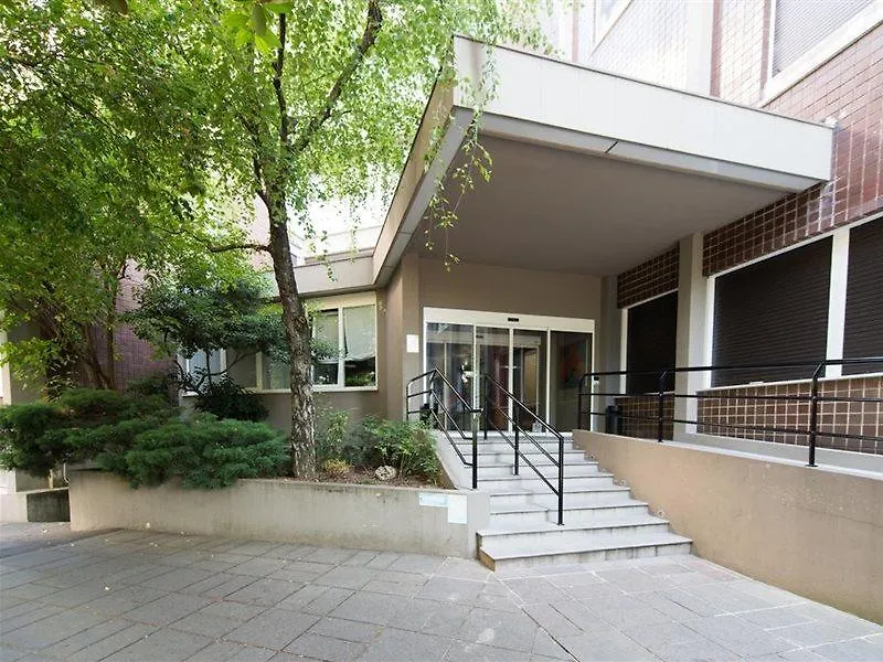 Residenza Cenisio Aparthotel Milan