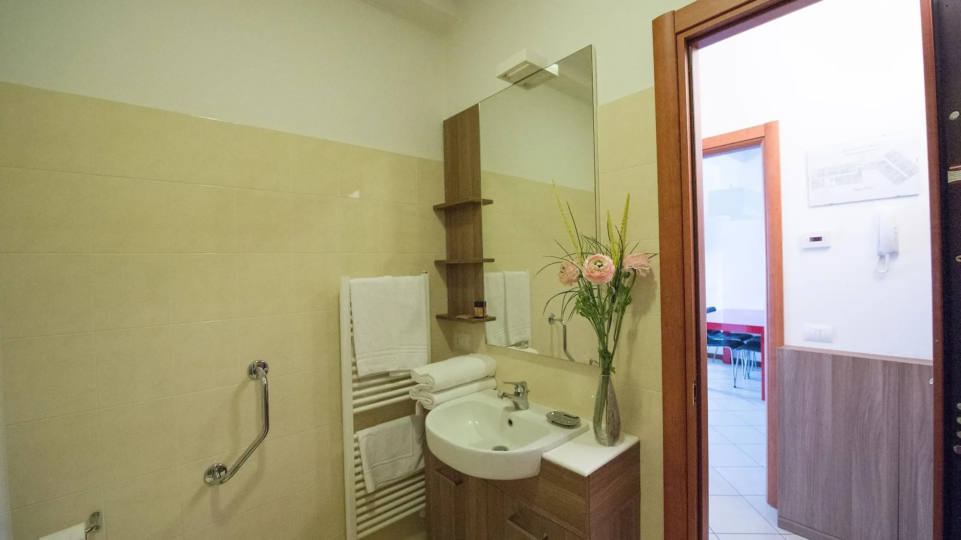 **  Residenza Cenisio Aparthotel Milan Italy